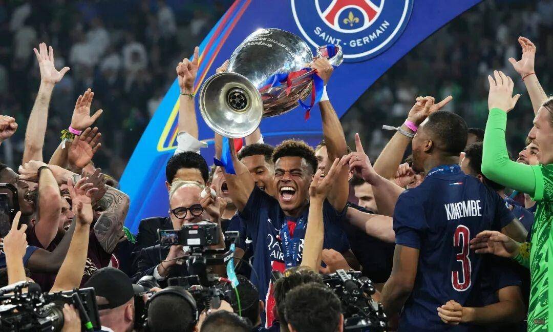 曼城击败实力强敌,欧冠冠军气焰高涨!的简单介绍 曼城击败实力强敌,欧冠冠军气焰高涨!的简单介绍