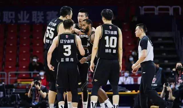 爱游戏官网-关于江苏队客场负于山西队，遭遇三连败，亟需调整状态的信息