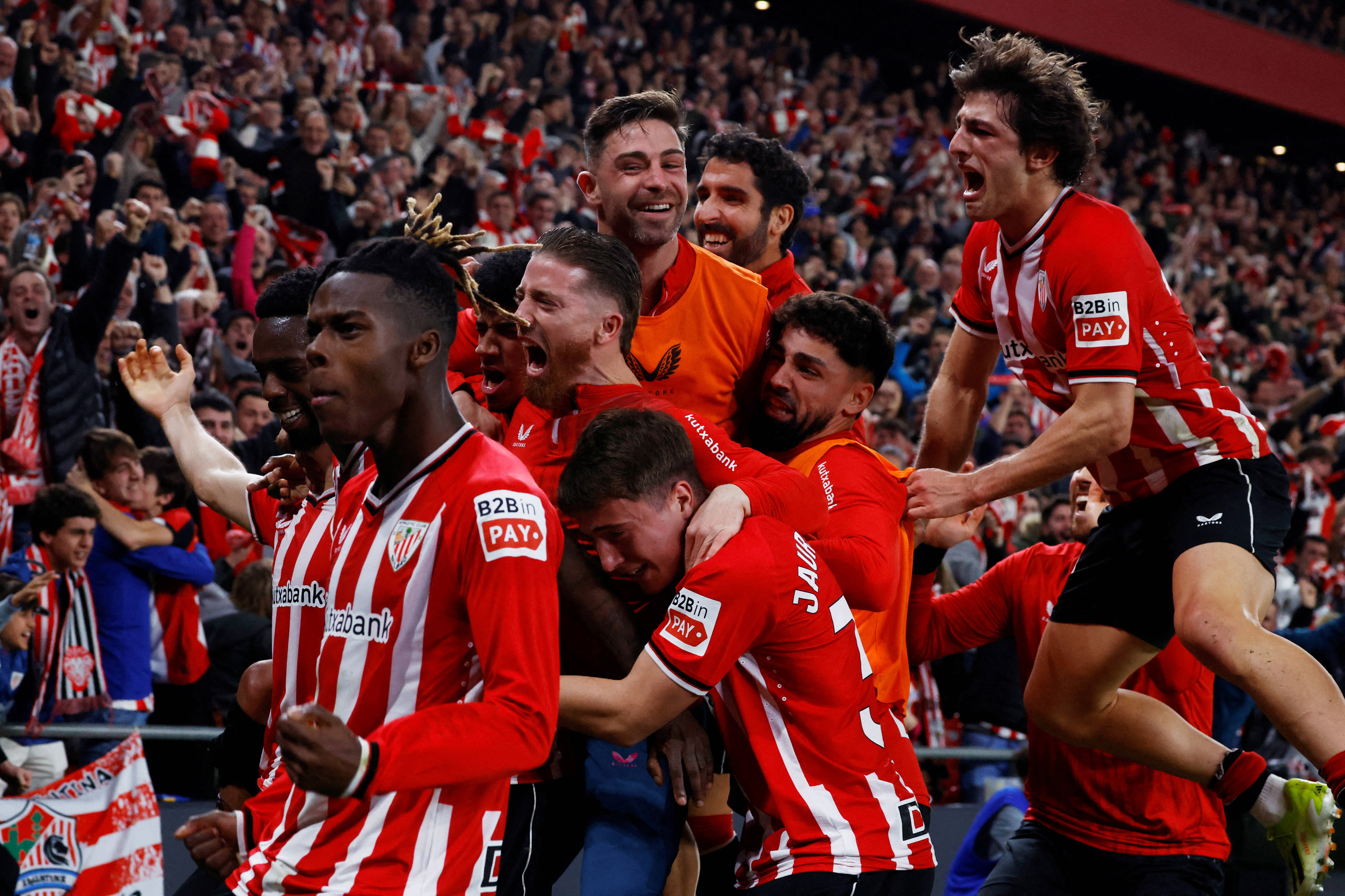 AYXapp下载-西班牙队逆袭晋级，冲击欧国联半决赛