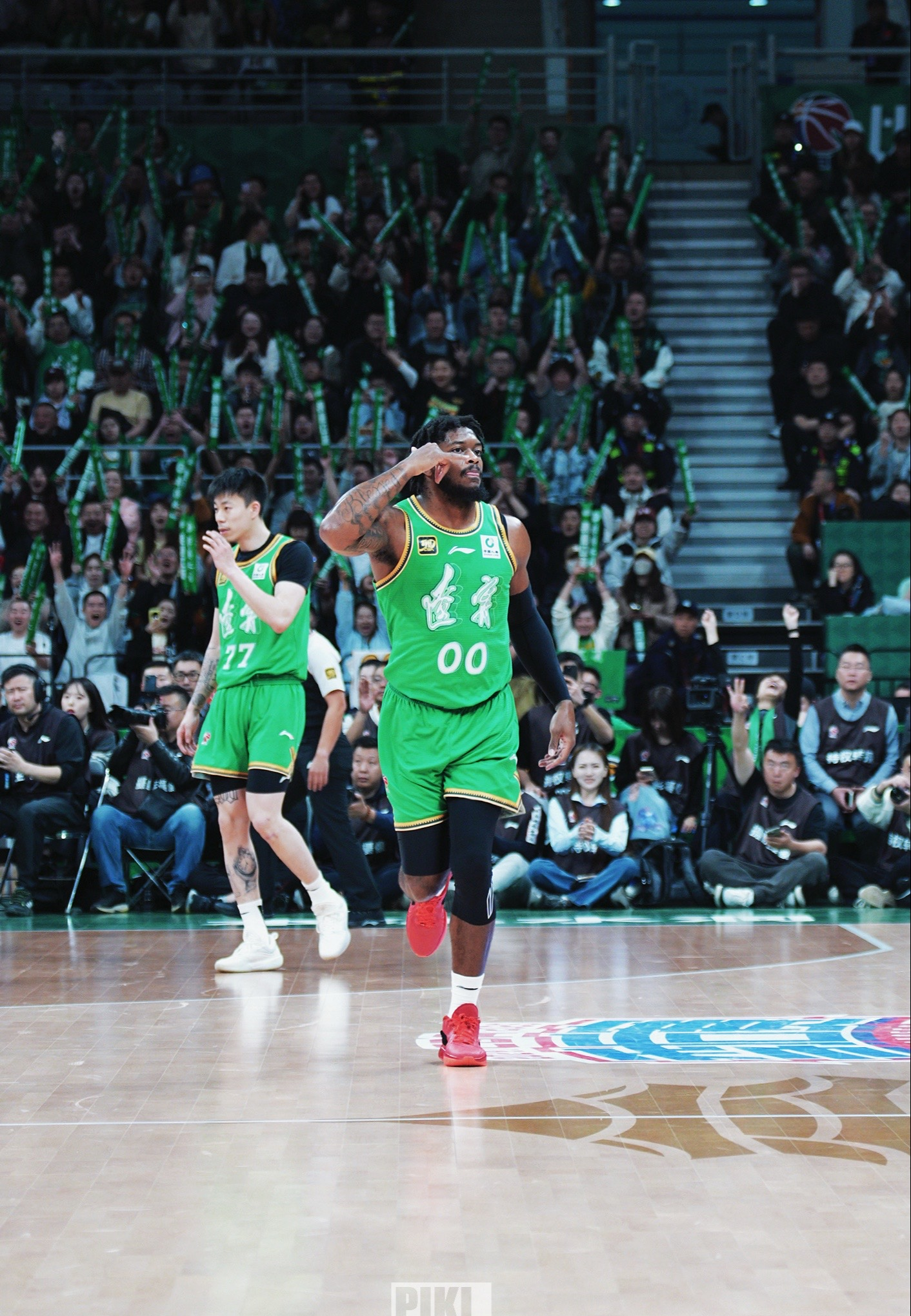 爱游戏娱乐-包含广厦队积极迎战，打出漂亮战术的词条