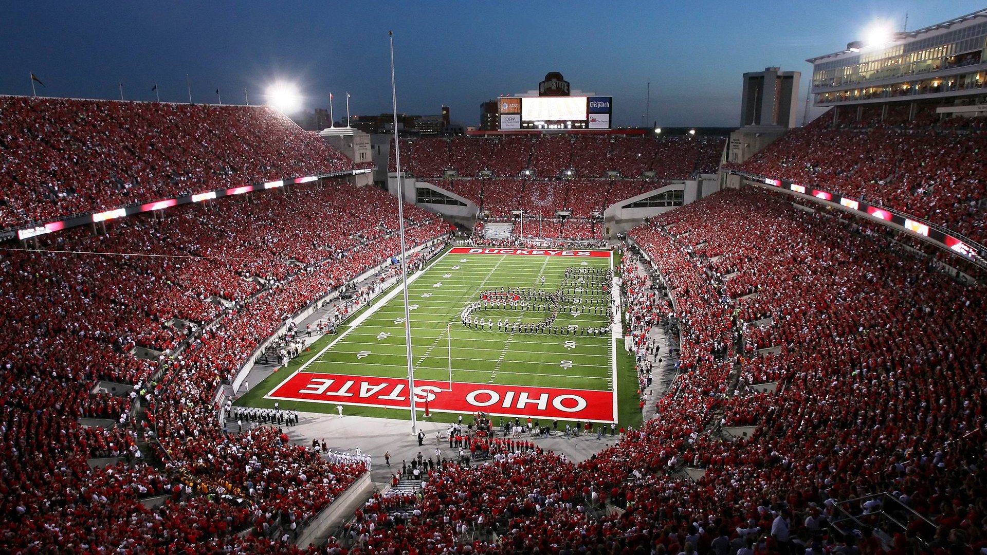 西亚卡姆的独舞，当季后赛之夜成为个人意志的展台