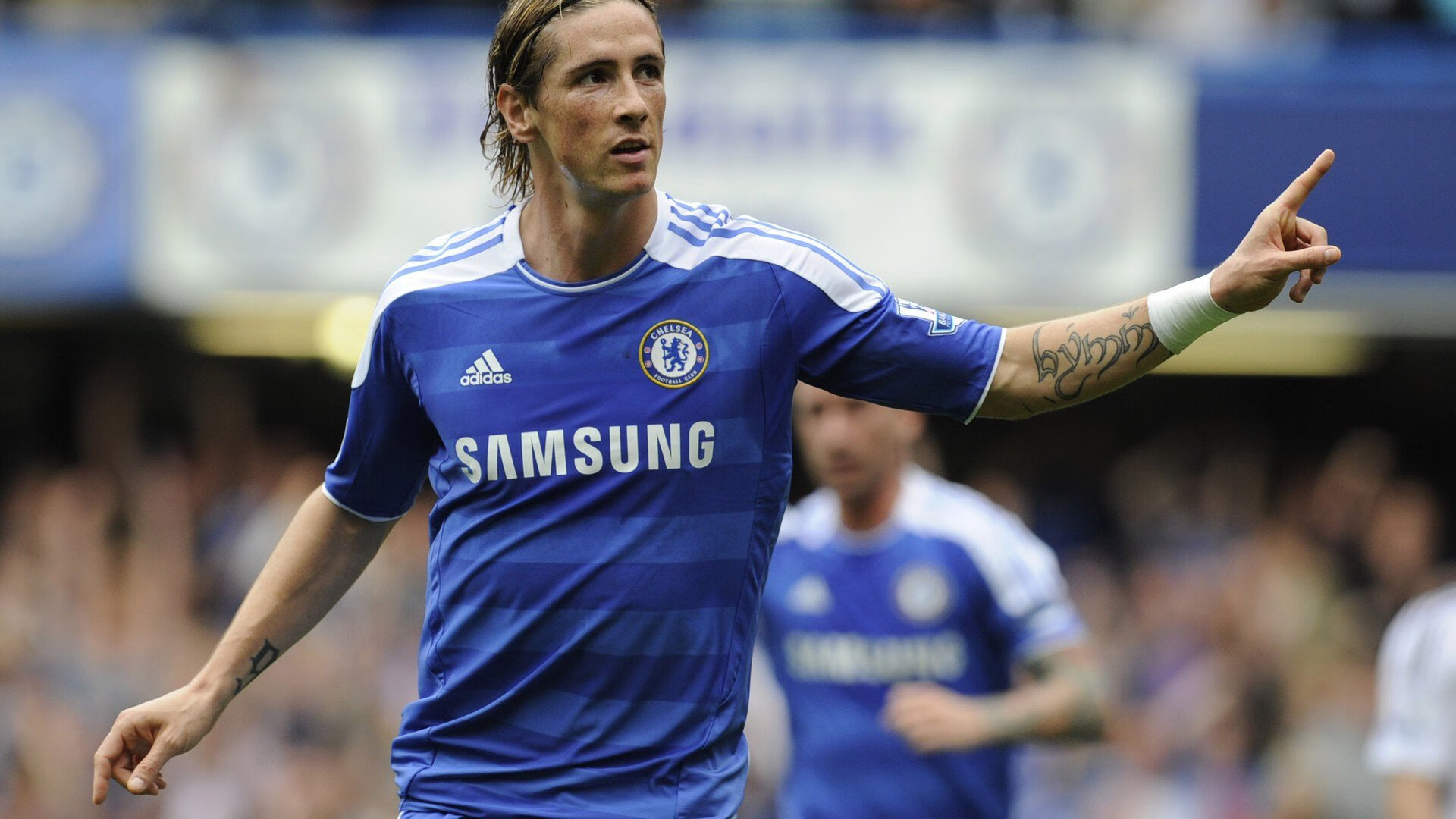 足球双星夜,弗拉霍维奇爆发破心魔,西班牙狂胜展王者气象